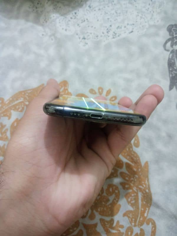 Iphone xs non pta factory unlock water pack sirf pannel ma line ha 2