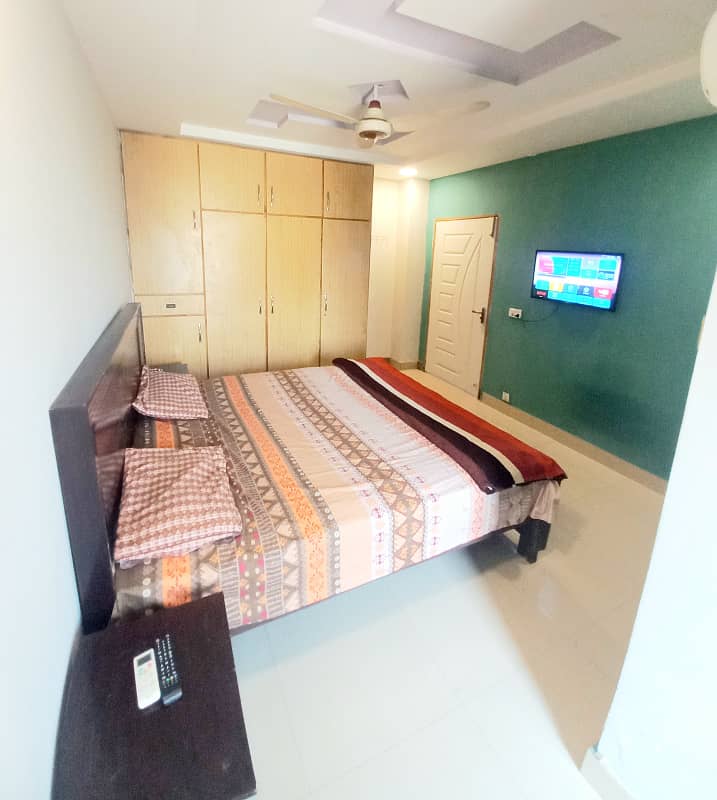 One Bed Furnished Appartment for Rent Daily 4