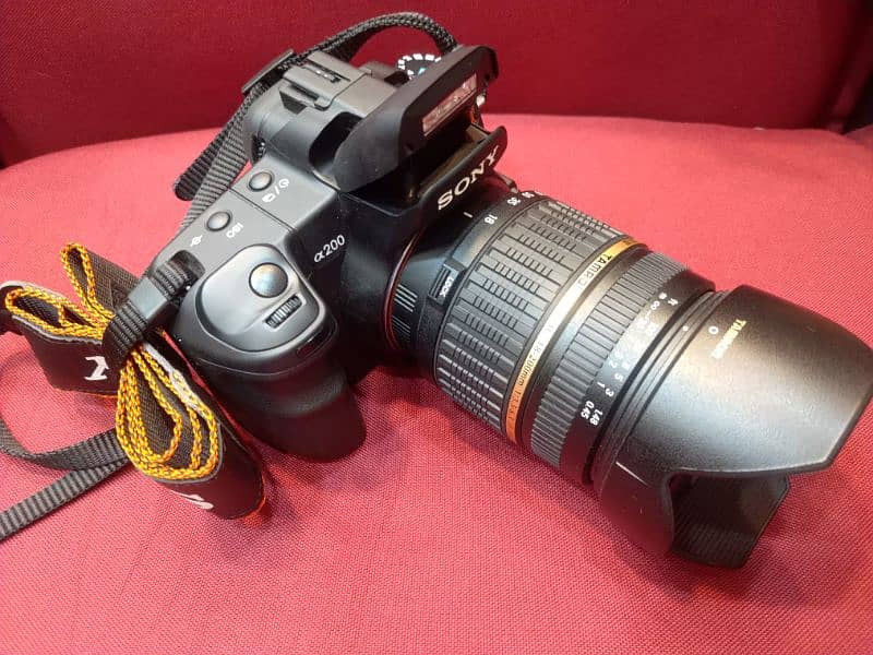 SONY DSLR a200 with 3 Lenses and accessories+bag 1