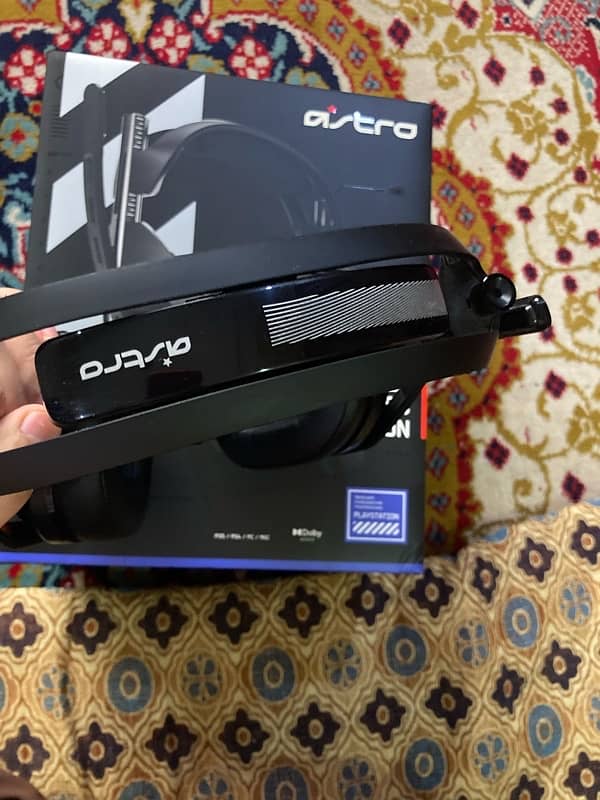 Astro A50 Gen 4 (PS4/PS5) 4