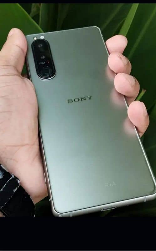 xperia 5 Mark 3 Non pta Simtime abhi hai 10/10 only Sale 1