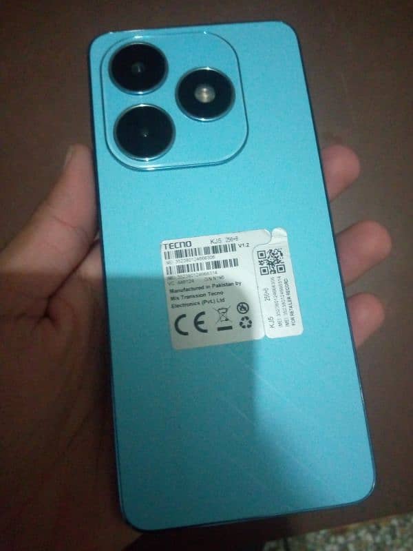 Tecno spark 20 0