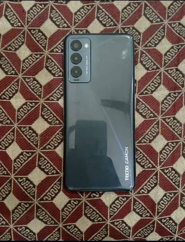 Tecno camon 18t with box charger 0