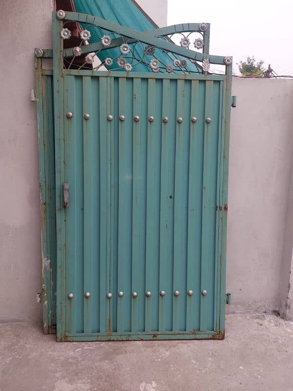 gate good condition 1