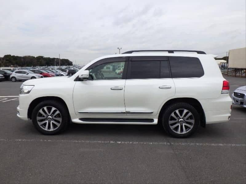 Toyota Land Cruiser 2019 0