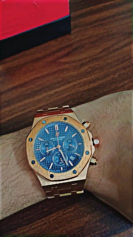 Audemars Piguet (AP) Chronograph in Rose Gold. 3