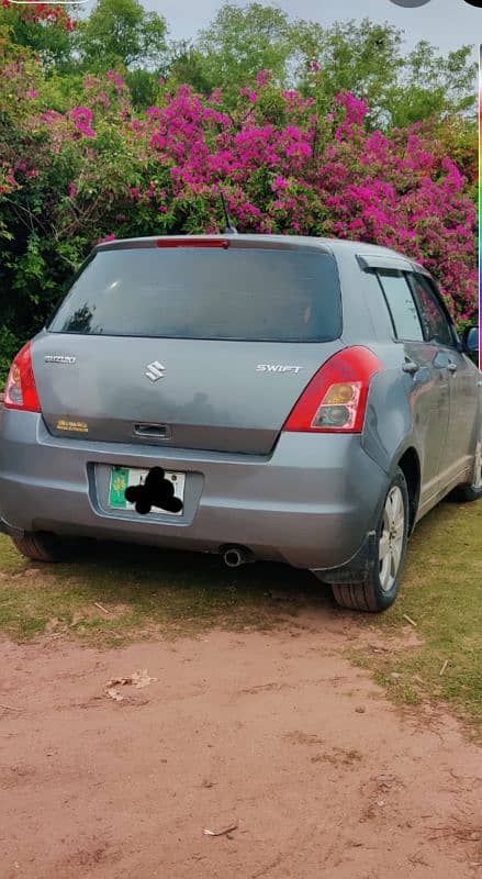 Suzuki Swift 2010 5