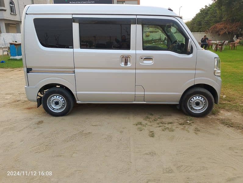 Nissan Clipper 20/24 PC Auto 6