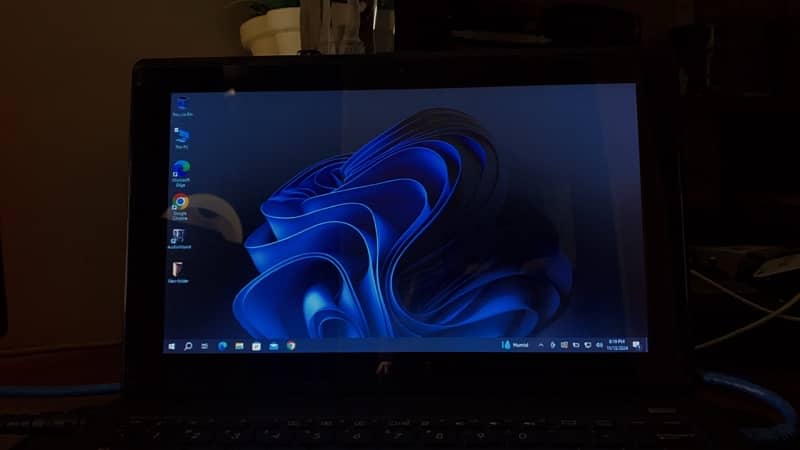 ASUS Touchscreen Laptop 8