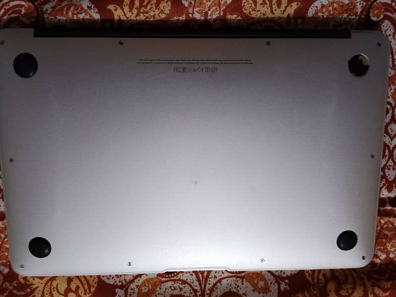 MacBook Air 11-inch Mid 2012 2