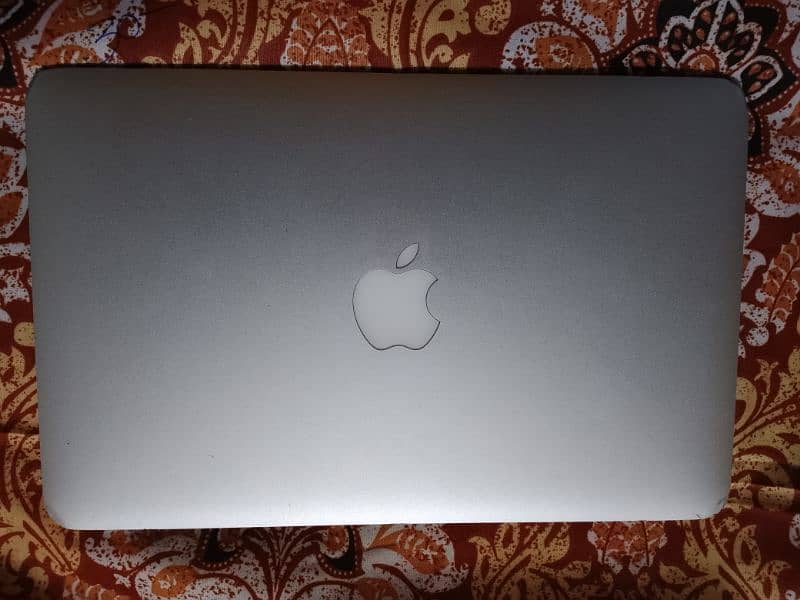 MacBook Air 11-inch Mid 2012 8