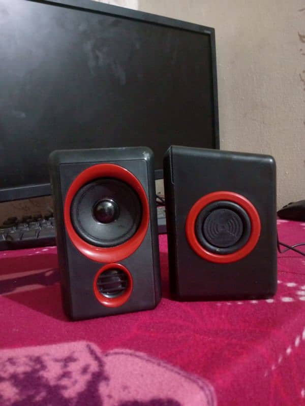 speakers 2