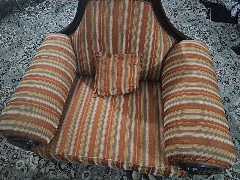 7 seater sofa set, Used for 5 years 3