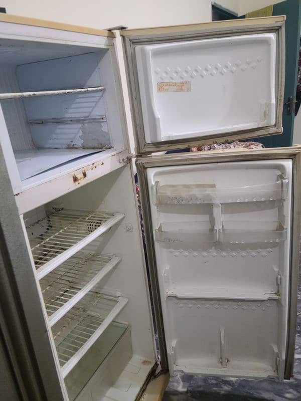 Pel Fridge With Genuine Compressor And Good Condition 3