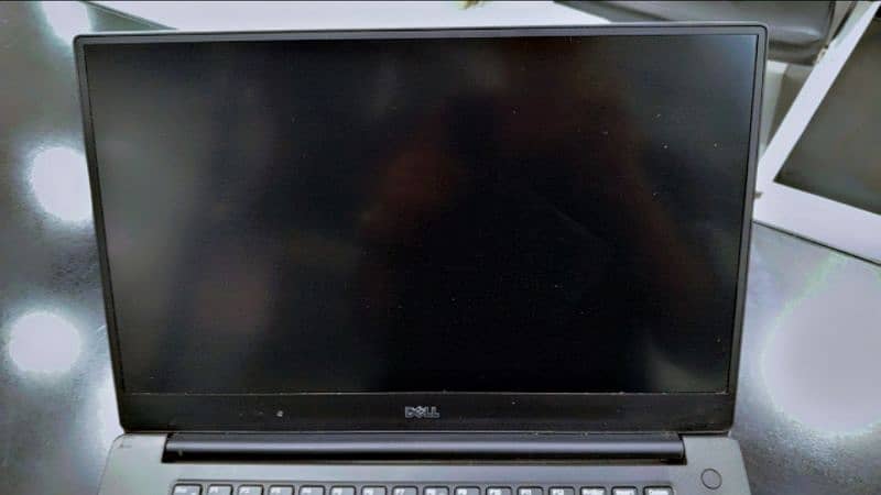 Dell XPS 9560 2