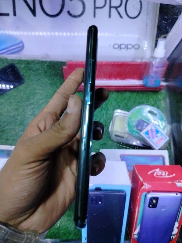 vivo s1 4 128 10 by 10 condition 4