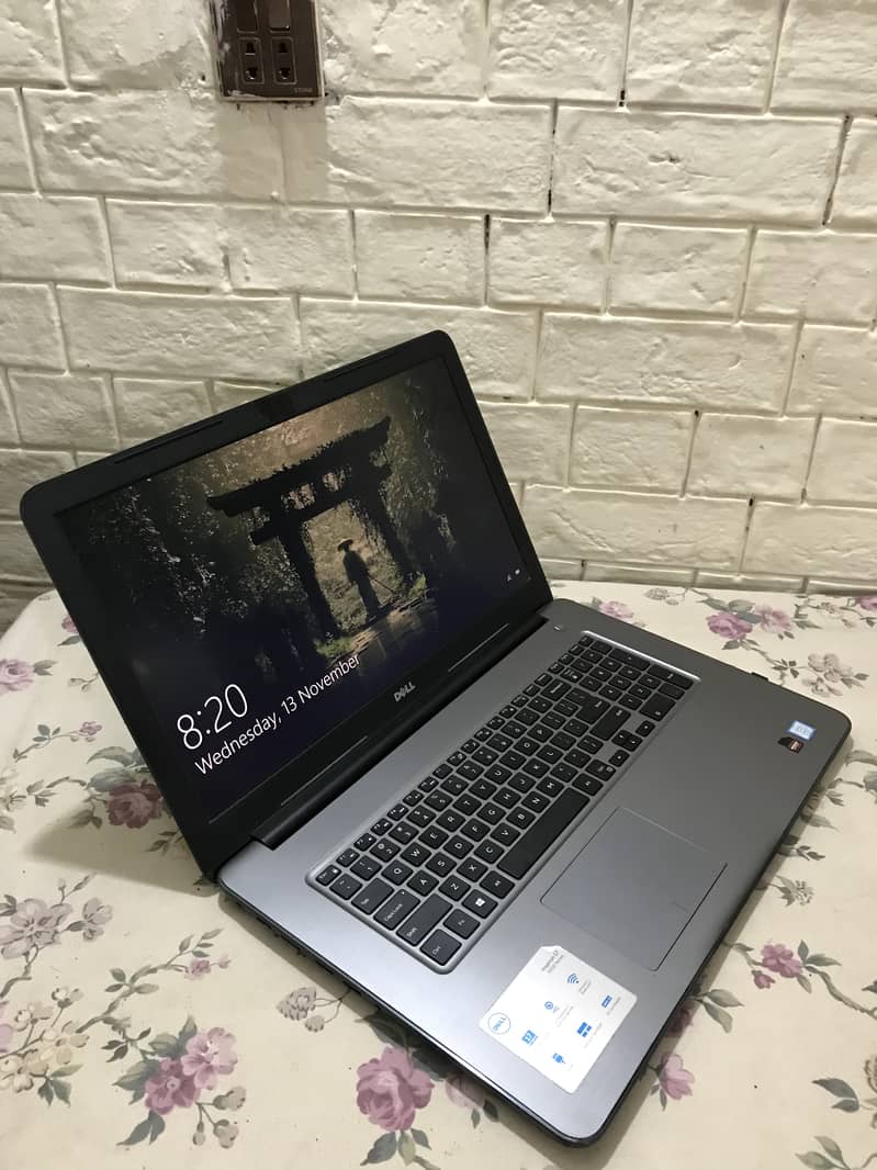 DELL INSPIRON i7 7th GEN | 4 GB AMD GPU | 16 GB RAM 1