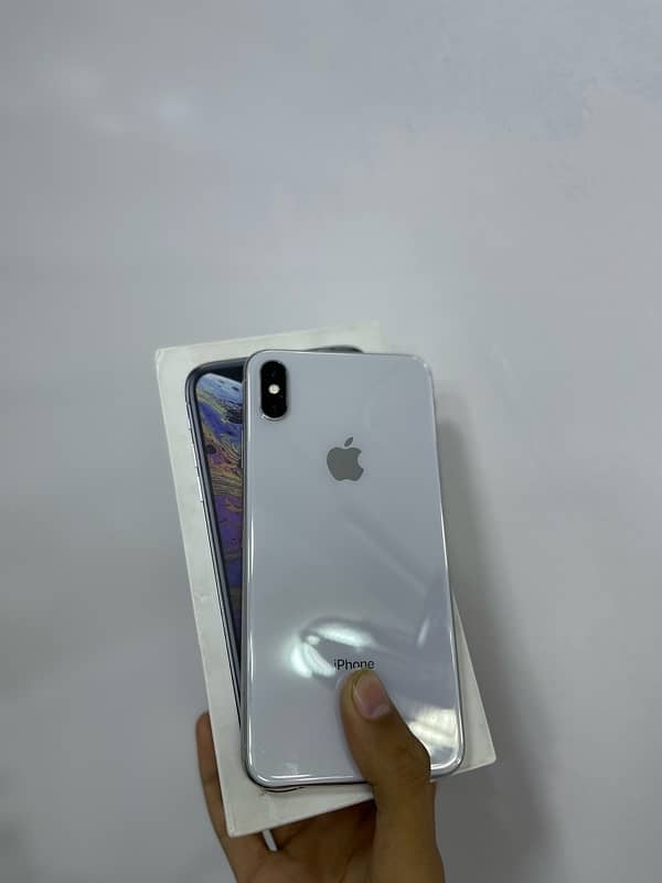 I PHONE XS MAX 256GB PTA APPROVED 1