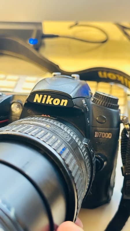 nikon d7000 with 18:200 lenz 2