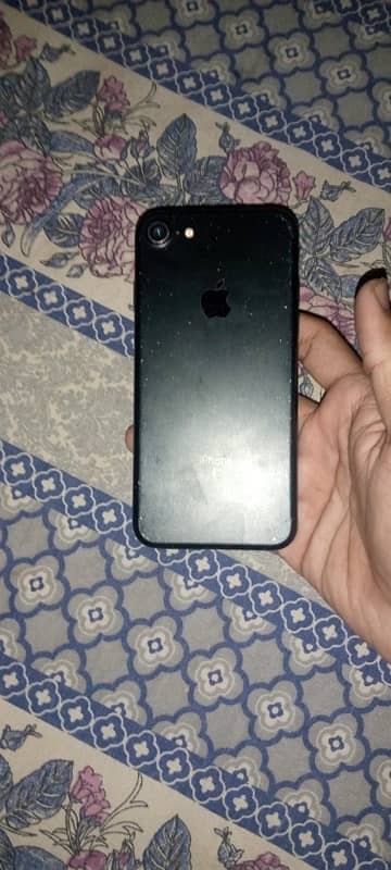 iPhone 7 all ok exchage possible 1