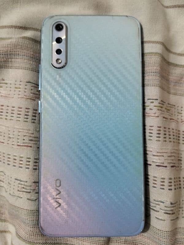 Vivo S1 4/128 1