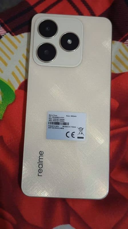 realme c61. . 0