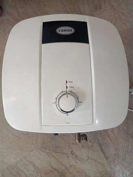 Canon 30L Fast Electric Geyser 1