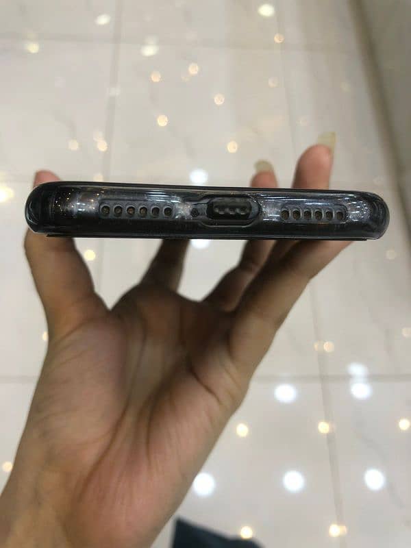 iphone 11 ( Non PTA ) JV 3