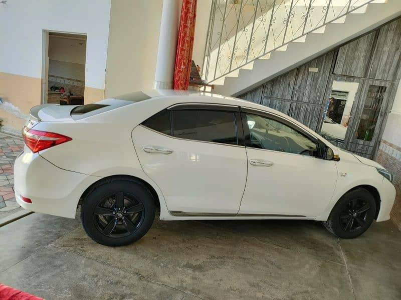 Toyota Corolla XLI 2014 3