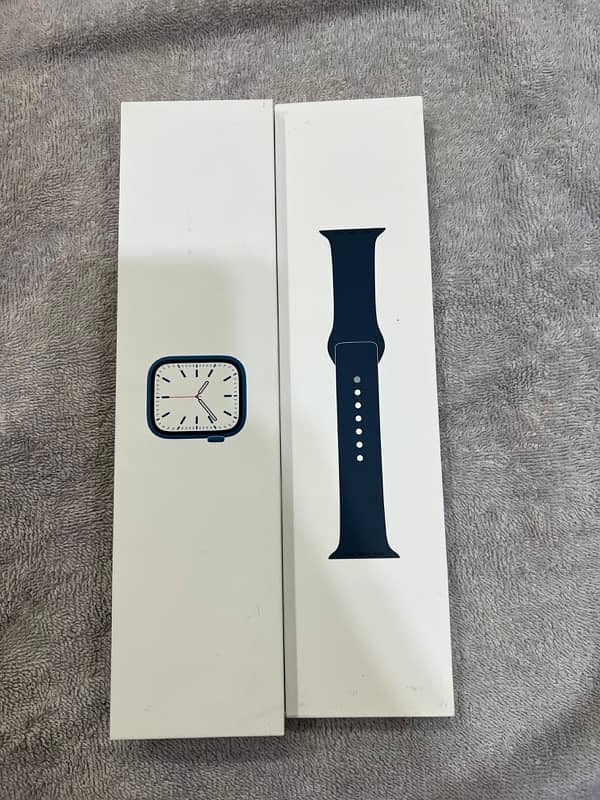 Apple Watch Series 7 45 mm 6