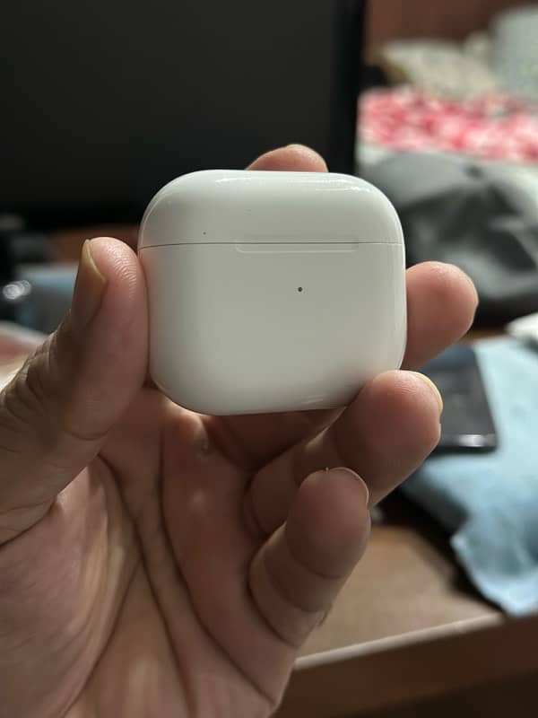 Apple AirPods 3rd Generation in very good condition 1