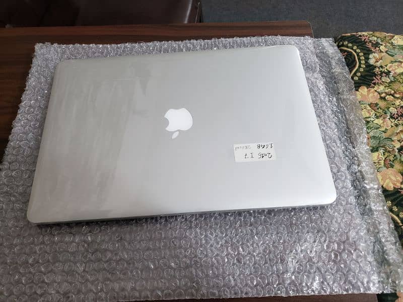 Apple MacBook pro 2015 16GB Ram / 256GB ssd Condition 10/10 6