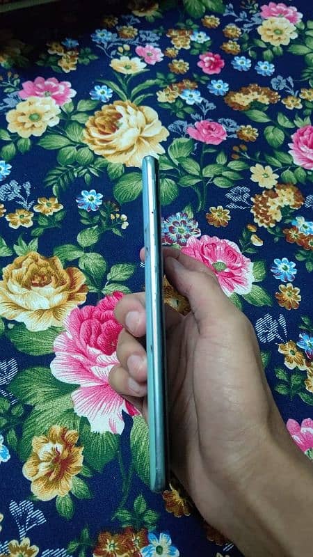 Oppo A76 6/128 with box 3