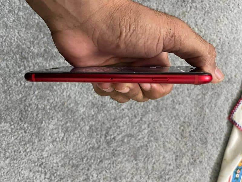 iphone 8 red product waterpack 1