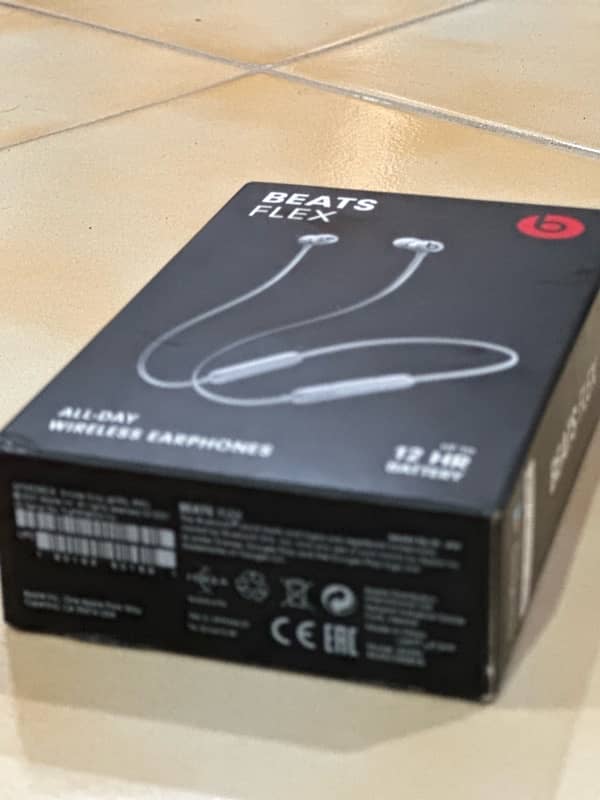 Beats Flex Wireless Earphones - Brand New 0