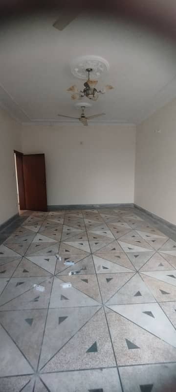 20 marla upper portion for silent office for rent 4