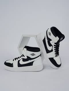 Nike Air Jorden | White & Black