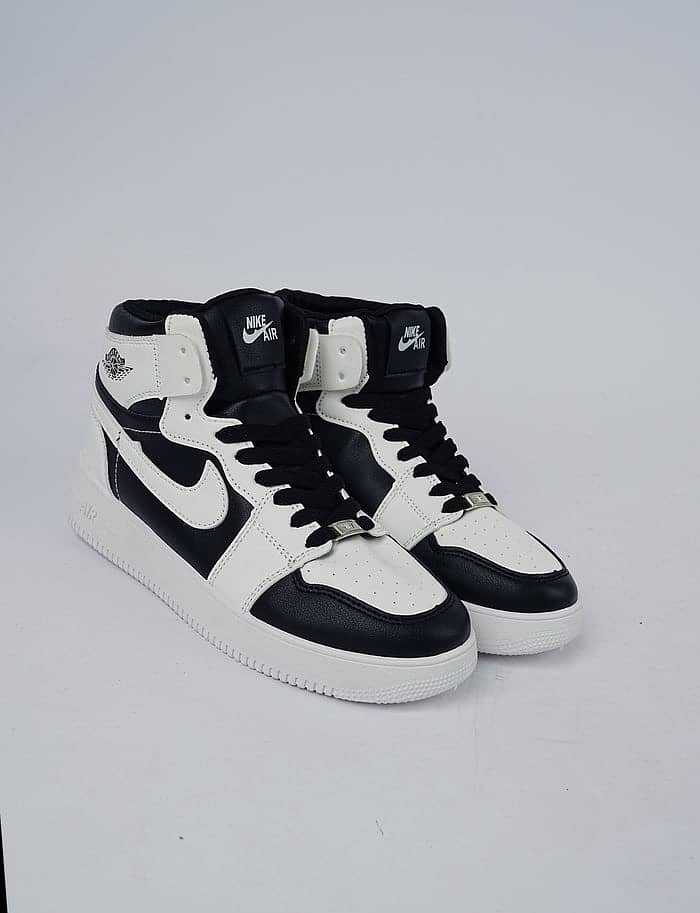 Nike Air Jorden | White & Black 1