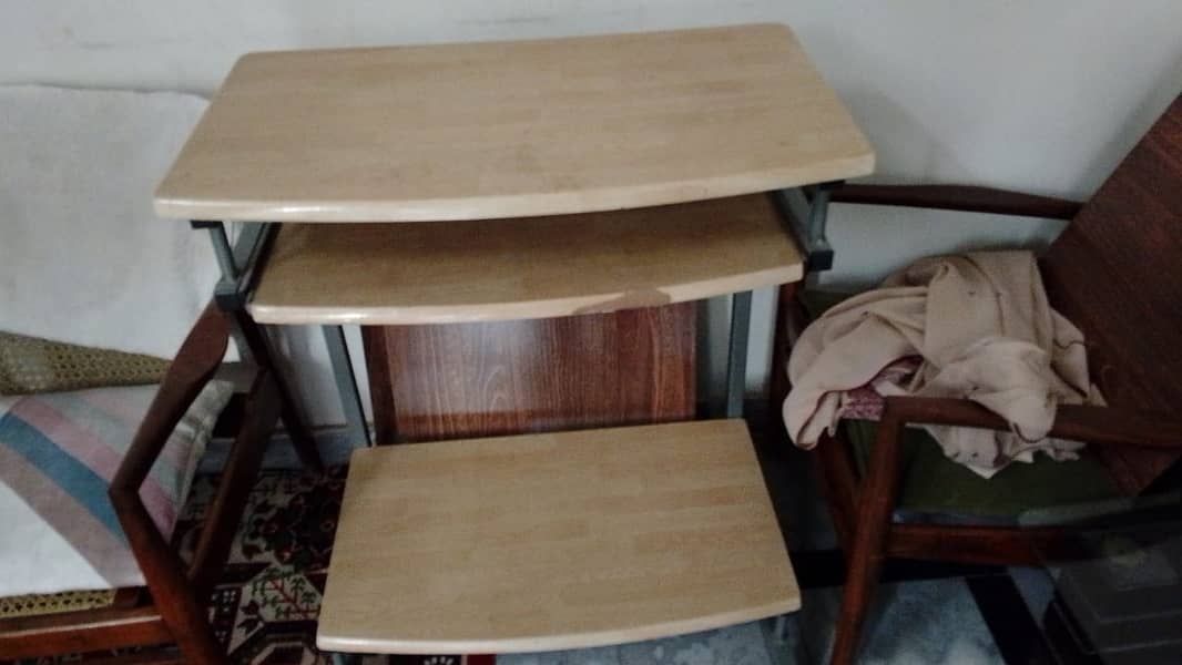 office furniture tables and chairs 1