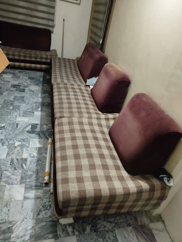 7 Seater Sofas Set For Sell in Reasonable Price 3