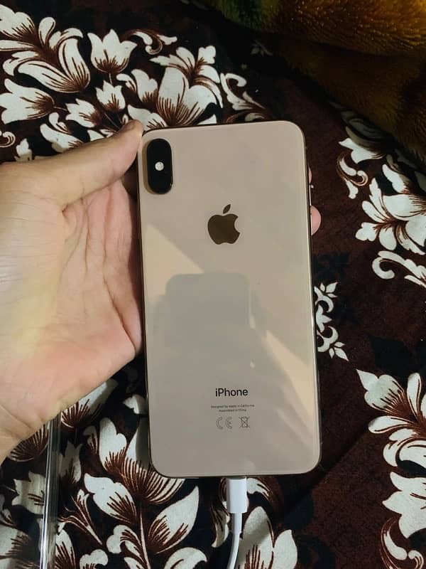 iPhone xsmax gold colour all ok water pack 256 gb 0