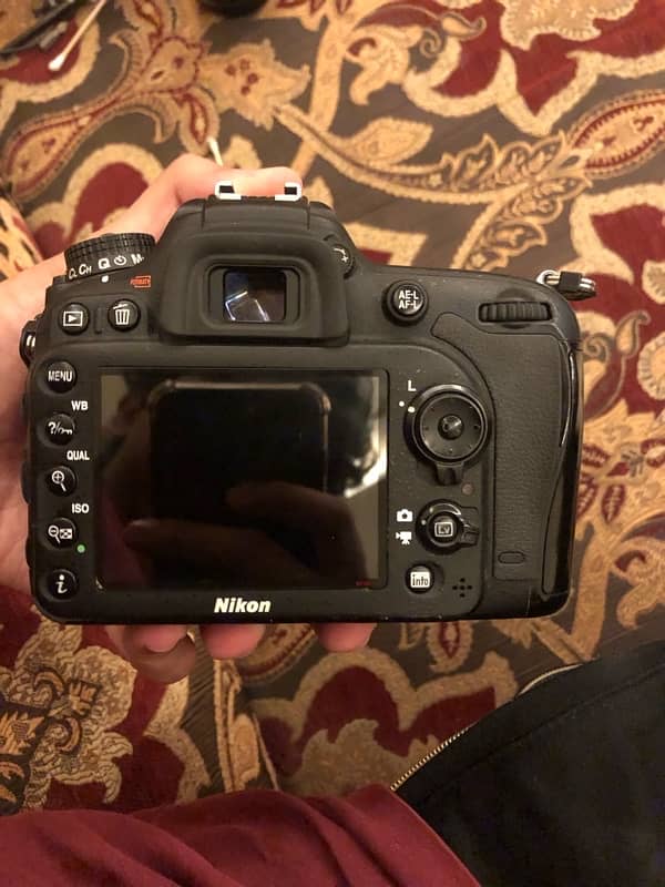 Nikon D7100 9/10 conditions few months used only videos 1