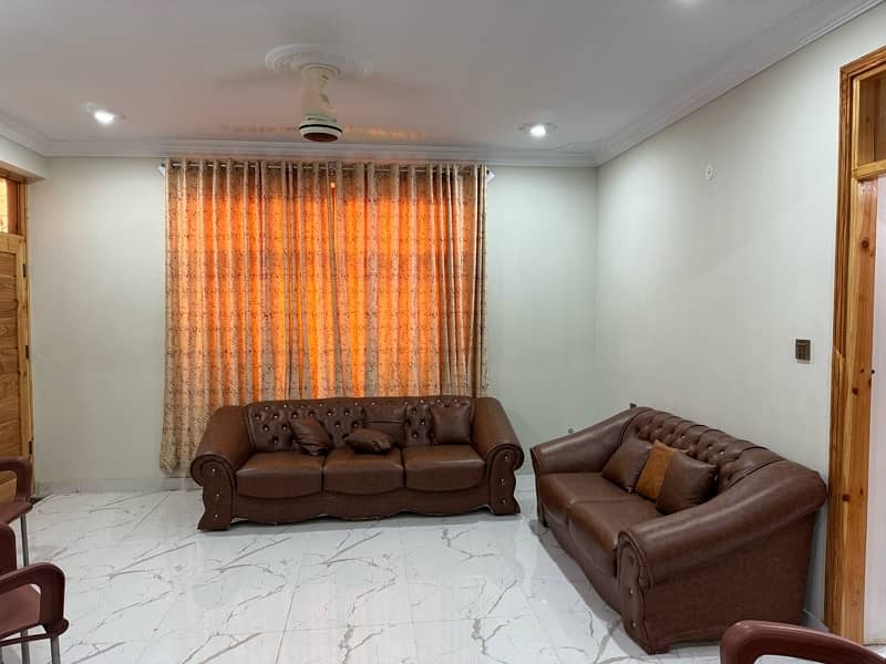 Beautiful large size House or Rent on Police Officers Colony Road 7