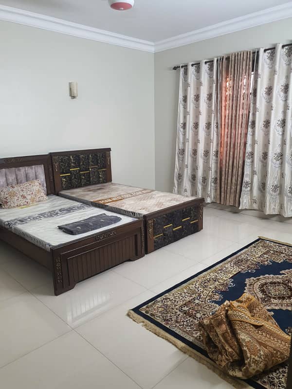 Bungalow for Rent - In DHA Phase 5 ( 500 Sqyd ) 6