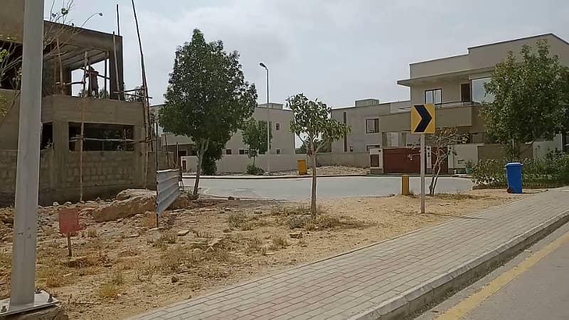 Precinct 1 Near Main Entrance of Bahria Town (Plot FOR SALE) 8