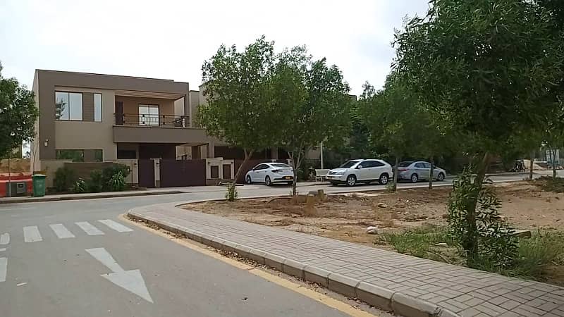 Precinct 1 Near Main Entrance of Bahria Town (Plot FOR SALE) 10