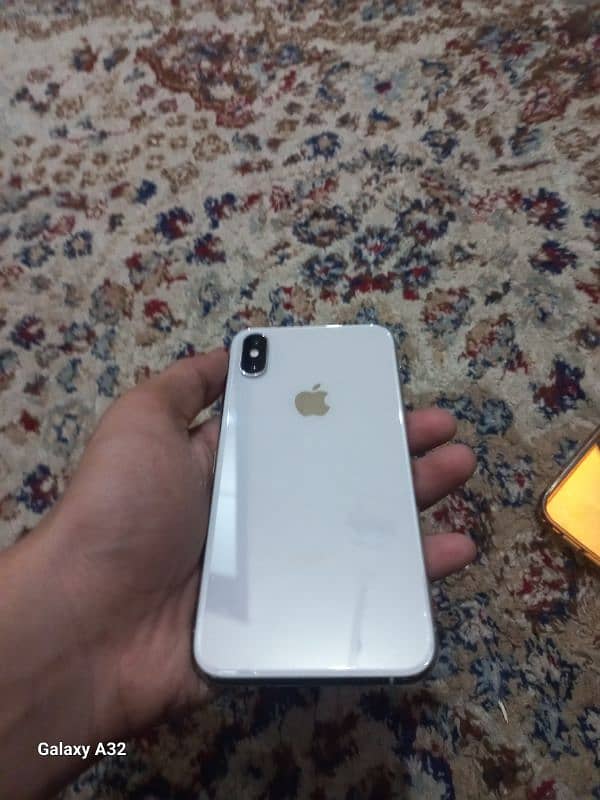 iphone xs 64 gb 3