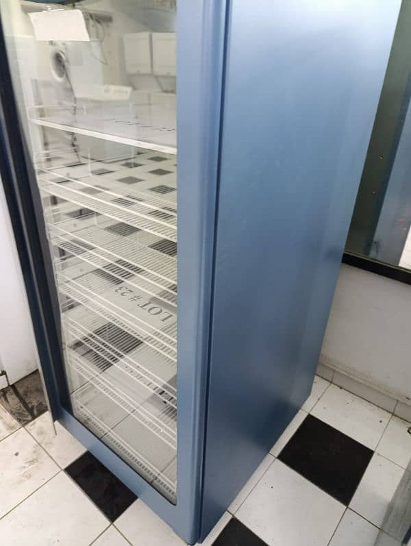 Pharmacy Refrigerator with advanced monitoring 5