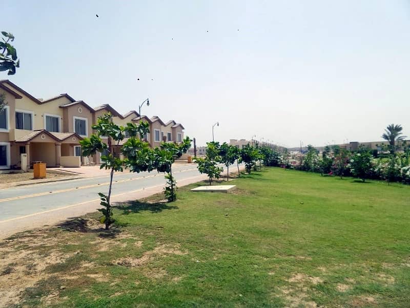 Iqbal Villas 152sq yd Close to Entrance of BTK 3Bed One Unit Villas FOR SALE 1