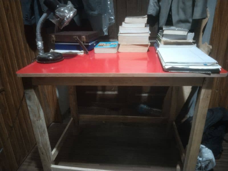 New study table for sale 2